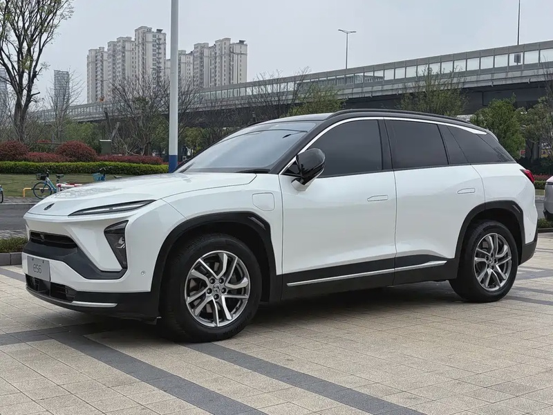 NIO ES6