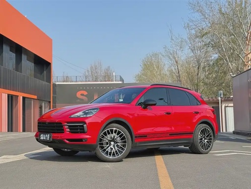 Porsche Cayenne 2021