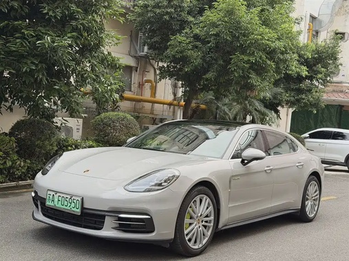 Porsche Panamera 2018