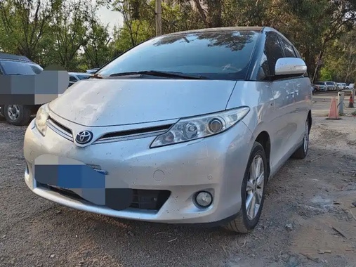Toyota Previa 2013