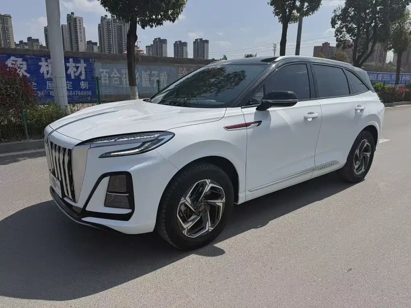 Hongqi HS3