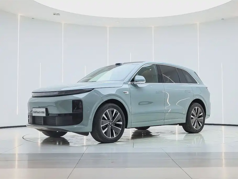 Li Auto L6