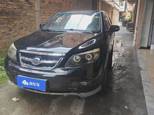 BYD S6 2013