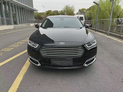 Ford Taurus 2016