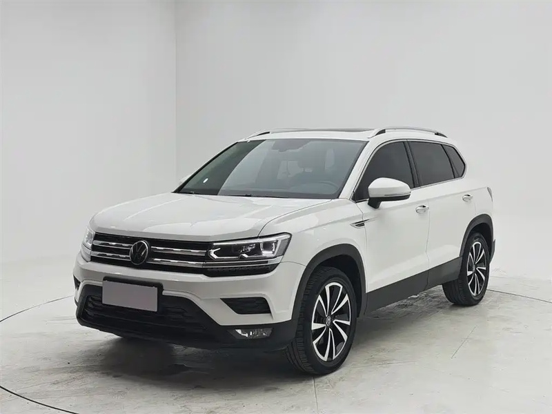 Volkswagen Tharu