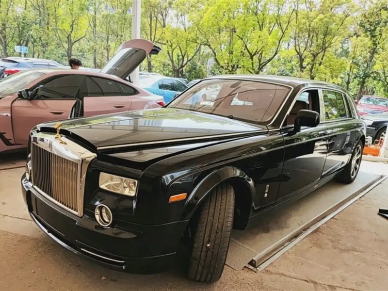 Rolls-Royce Phantom