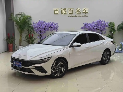 Hyundai Elantra 2024