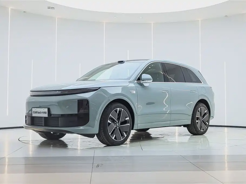 Li Auto L6