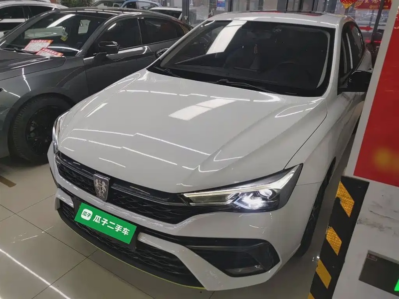 Roewe i5