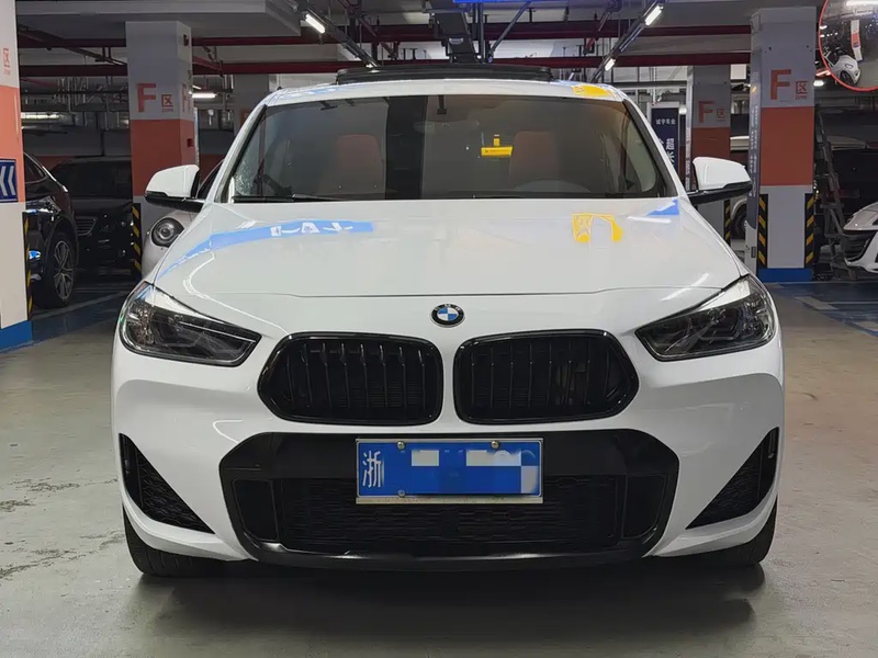 BMW X2