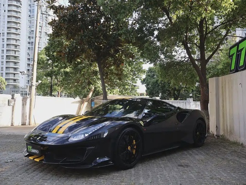 Ferrari 488 2019