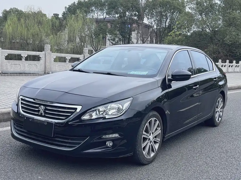 Peugeot 408