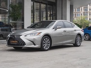 Lexus ES 2023
