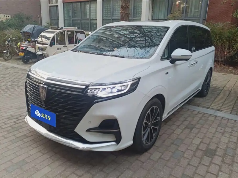 Roewe iMAX8