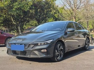 Hyundai Elantra 2025