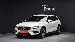 Volvo V60 2020