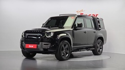 Land Rover Defender 2023