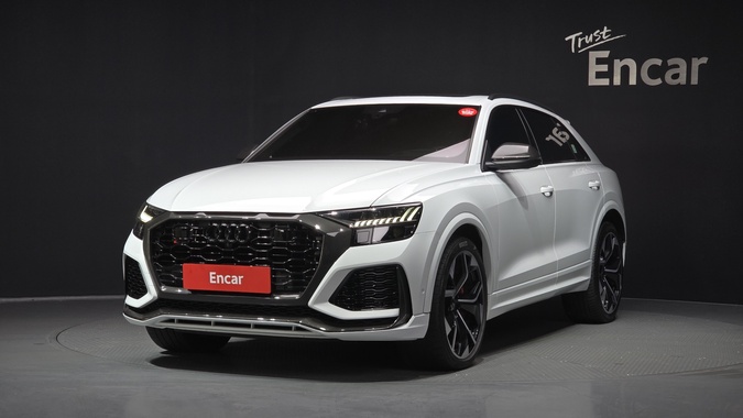 Audi RSQ8 2021