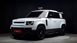 Land Rover Defender 2023