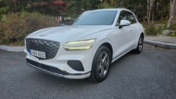 Genesis GV70 2025