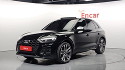 Audi SQ5 2022