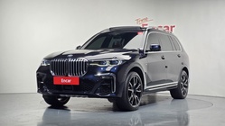 BMW X7 2021