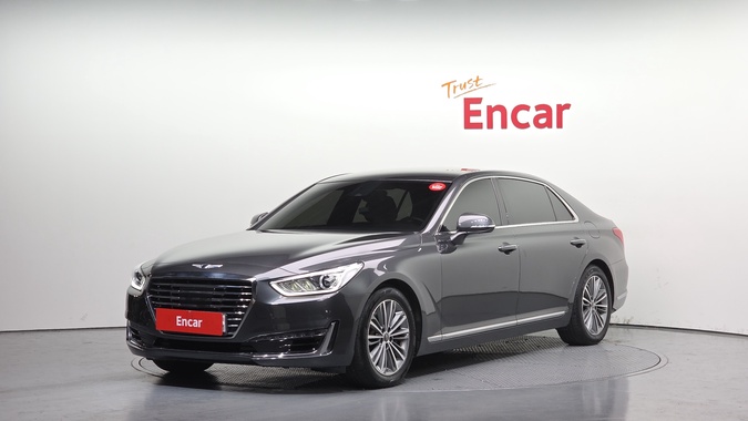 Genesis EQ900 2017