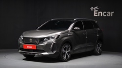 Peugeot 5008 2021