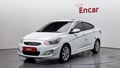 Hyundai Accent 2013