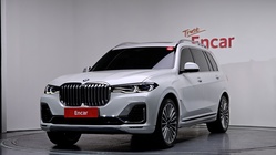 BMW X7 2021