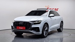 Audi Q8 2020