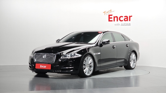 Jaguar XJ 2011