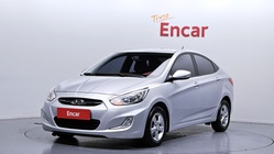 Hyundai Accent 2012