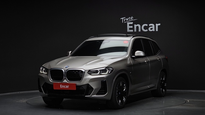 BMW iX3 2022