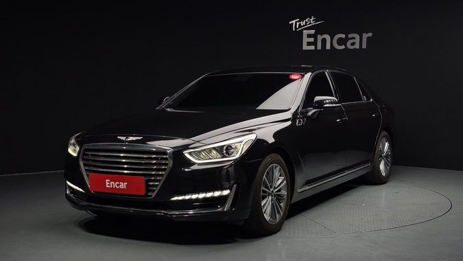 Genesis EQ900 2017