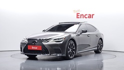 Lexus LS 2021