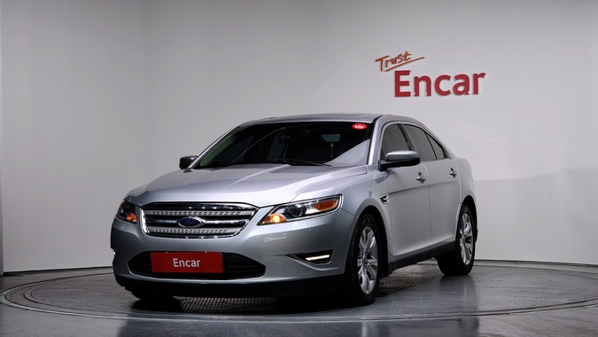 Ford Taurus 2011
