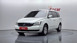 Kia Canival 2011