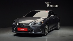 Lexus ES 2023