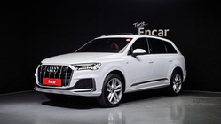 Audi Q7 2023