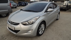 Hyundai Avante 2011