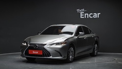 Lexus ES 2024