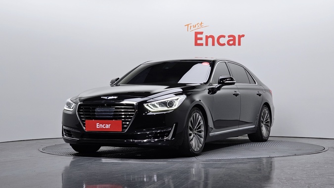 Genesis EQ900 2017