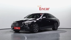 Mercedes-Benz E-Class 2024