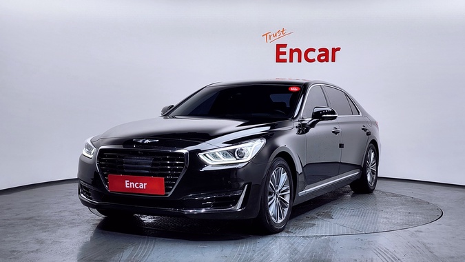 Genesis EQ900 2017