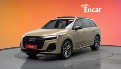 Audi Q7 2024