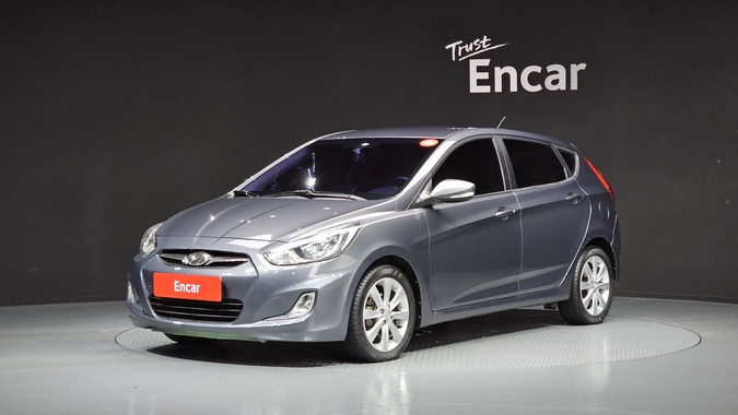 Hyundai Accent 2012