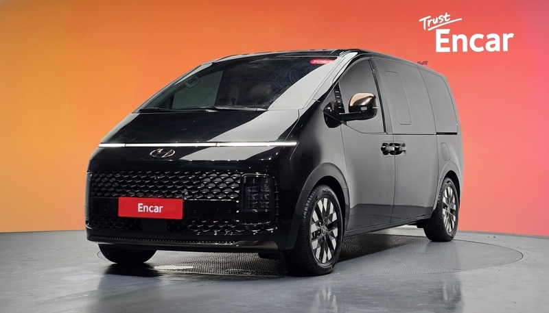 Hyundai Staria