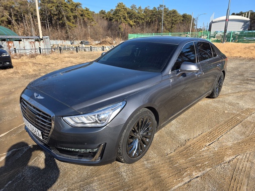 Genesis EQ900 2016
