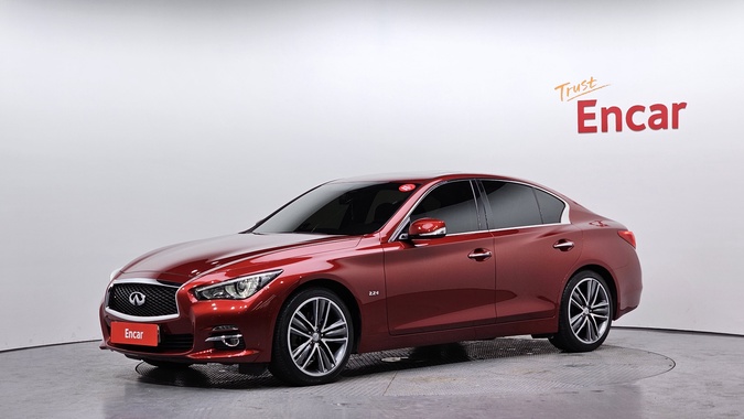 Infiniti Q50 2015